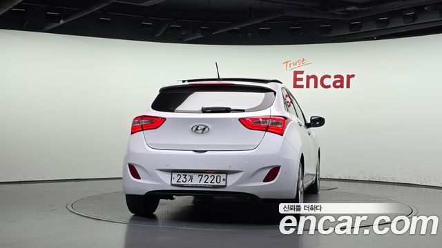 Hyundai i30 (New) Diesel 1.6 VGT PYL 2014 — фото 4