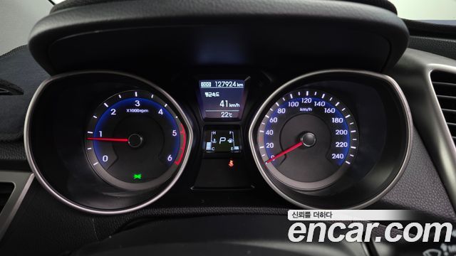 Hyundai i30 (New) Diesel 1.6 VGT PYL 2014 — фото 8
