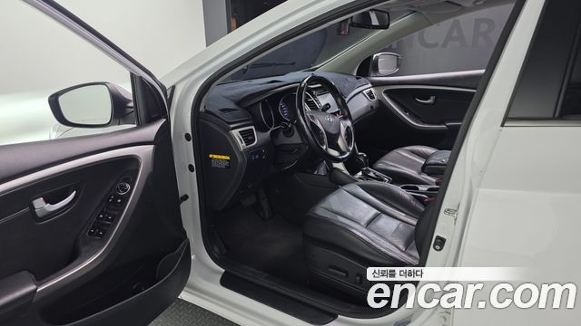 Hyundai i30 (New) Diesel 1.6 VGT PYL 2014 — фото 10