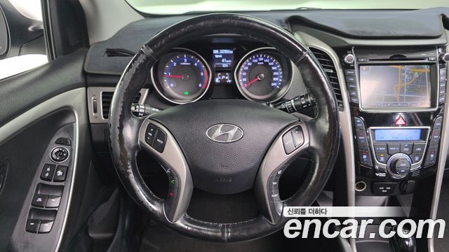 Hyundai i30 (New) Diesel 1.6 VGT PYL 2014 — фото 13