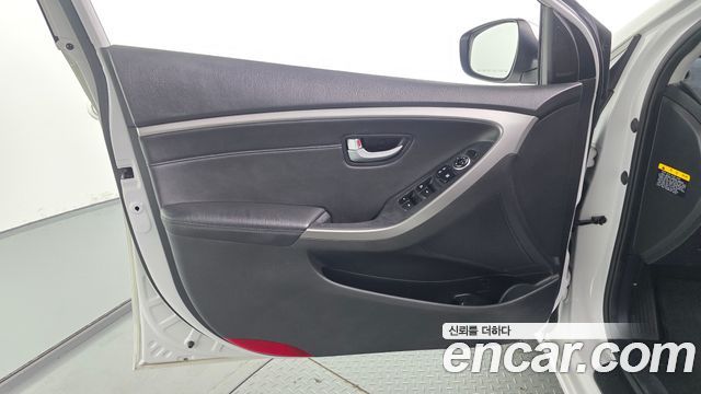 Hyundai i30 (New) Diesel 1.6 VGT PYL 2014 — фото 24