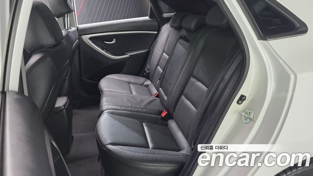 Hyundai i30 (New) Diesel 1.6 VGT PYL 2014 — фото 26