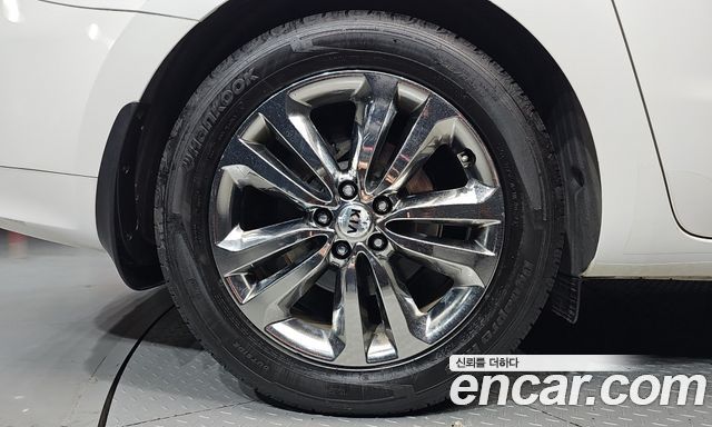 Kia Carnival 9-seater Noblesse 2018 — фото 5