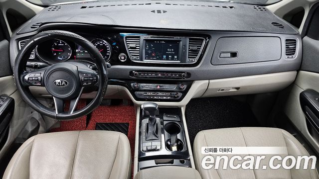 Kia Carnival 9-seater Noblesse 2018 — фото 7