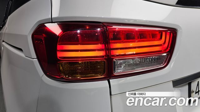 Kia Carnival 9-seater Noblesse 2018 — фото 23