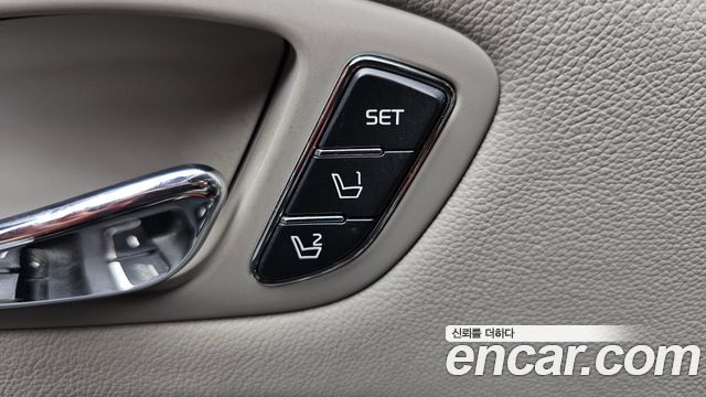 Kia Carnival 9-seater Noblesse 2018 — фото 32