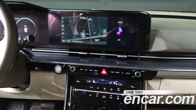 Kia Carnival (IV) Diesel 9-Seater Hi-Limousine Signature 2022 — фото 17