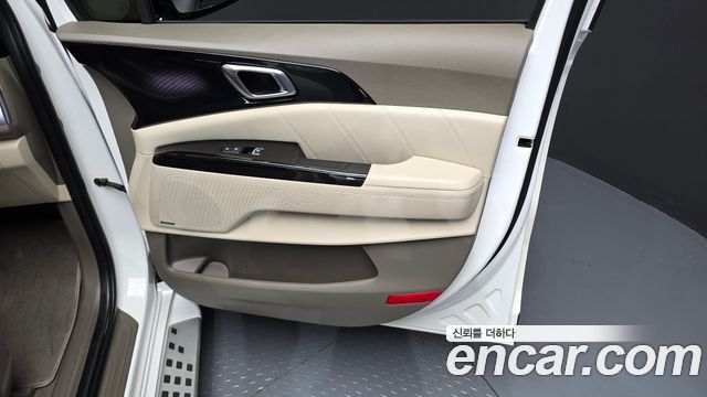 Kia Carnival (IV) Diesel 9-Seater Hi-Limousine Signature 2022 — фото 25