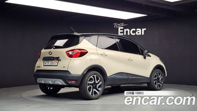 Renault Korea QM3 RE 2015 — фото 2