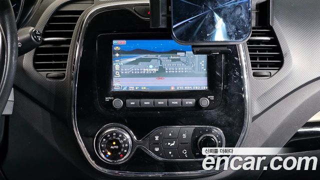Renault Korea QM3 RE 2015 — фото 14