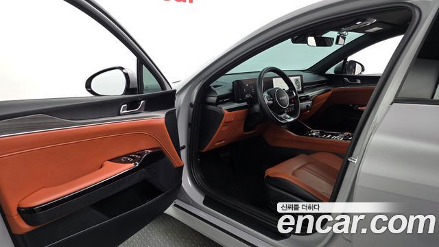 Kia K5 (III) 1.6 Turbo Noblesse 2024 — фото 10