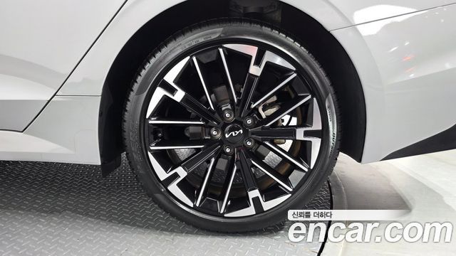 Kia K5 (III) 1.6 Turbo Noblesse 2024 — фото 21