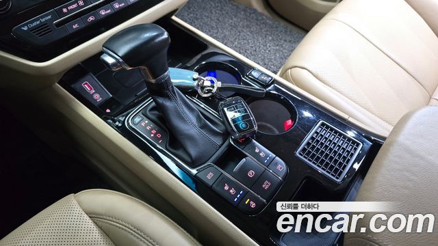 Kia Carnival 7-Seater Hi-Limousine President 2019 — фото 9