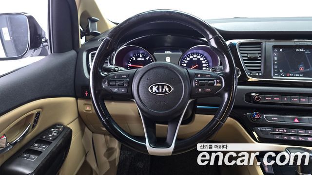 Kia Carnival 7-Seater Hi-Limousine President 2019 — фото 12