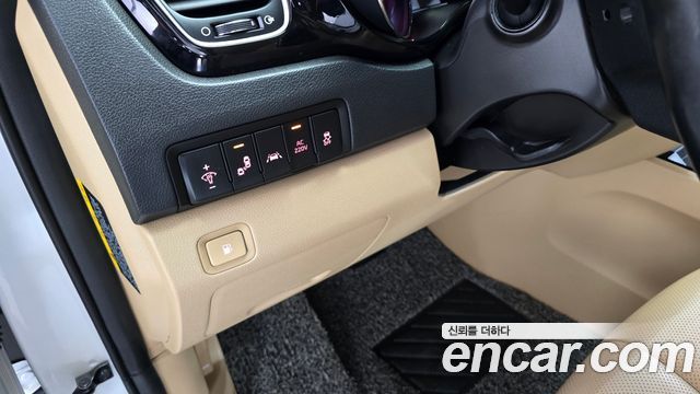Kia Carnival 7-Seater Hi-Limousine President 2019 — фото 20