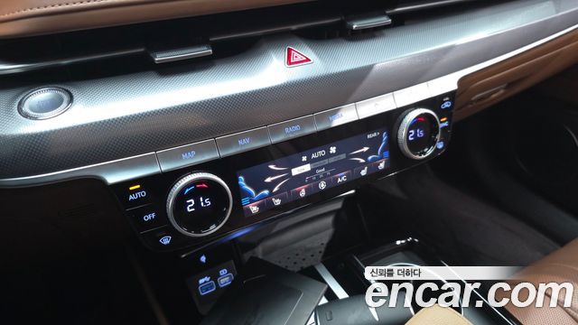 Genesis G80 (RG3) Gasoline 2.5 Turbo AWD 2023 — фото 17