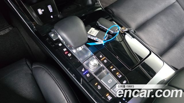 Kia K7 Premier Hybrid Noblesse 2020 — фото 9