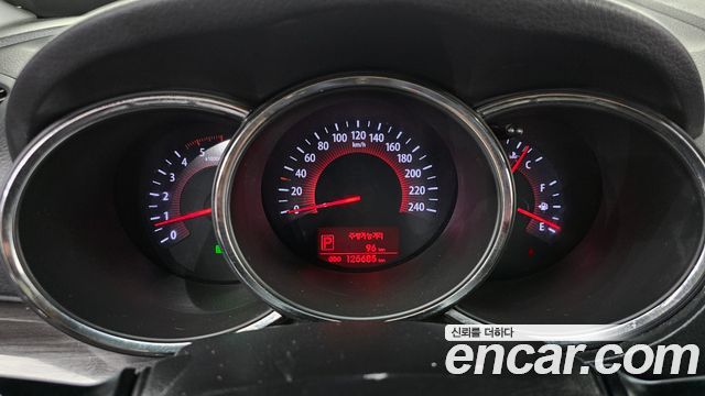 Kia Sorento R Diesel 2.0 2WD TLX High-Deluxe 2012 — фото 8