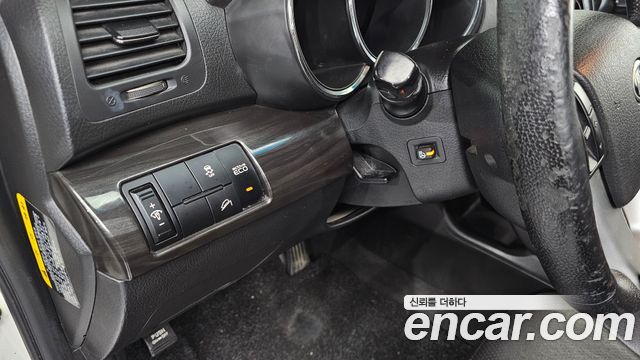 Kia Sorento R Diesel 2.0 2WD TLX High-Deluxe 2012 — фото 17