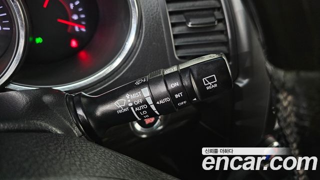 Kia Sorento R Diesel 2.0 2WD TLX High-Deluxe 2012 — фото 19