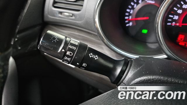 Kia Sorento R Diesel 2.0 2WD TLX High-Deluxe 2012 — фото 27