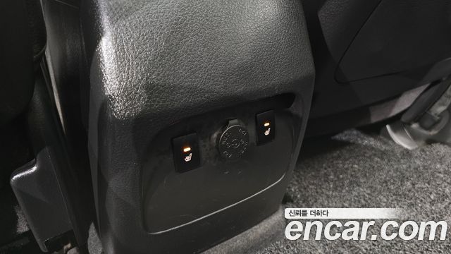 Kia Sorento R Diesel 2.0 2WD TLX High-Deluxe 2012 — фото 28