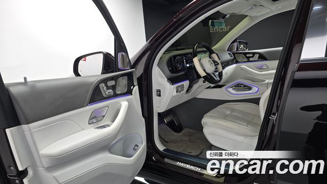 Mercedes-Benz GLS-Class (X167) Maybach GLS600 4MATIC Manufakur 2023 — фото 10