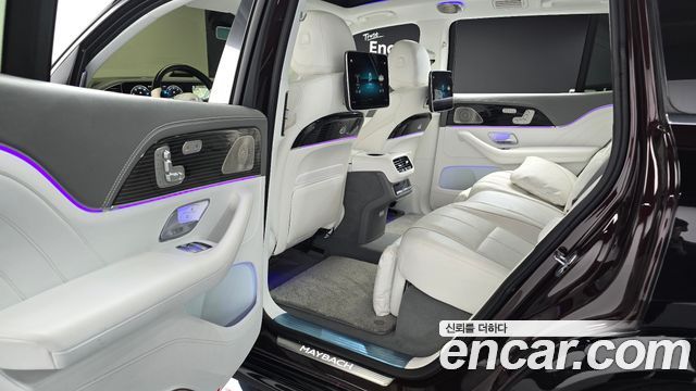 Mercedes-Benz GLS-Class (X167) Maybach GLS600 4MATIC Manufakur 2023 — фото 12