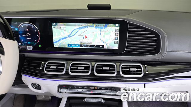Mercedes-Benz GLS-Class (X167) Maybach GLS600 4MATIC Manufakur 2023 — фото 14