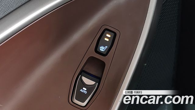 Hyundai Santa Fe The Prime Gasoline 2.0 Turbo 2WD Value Plus 2018 — фото 17