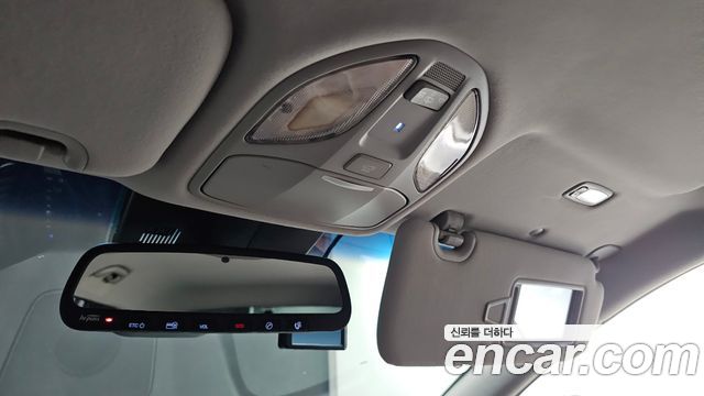 Hyundai Santa Fe The Prime Gasoline 2.0 Turbo 2WD Value Plus 2018 — фото 18