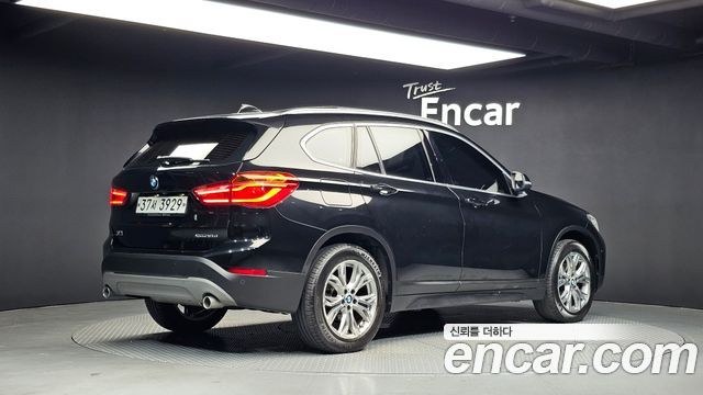 BMW X1 (F48) xDrive 18d Premium 2018 — фото 2