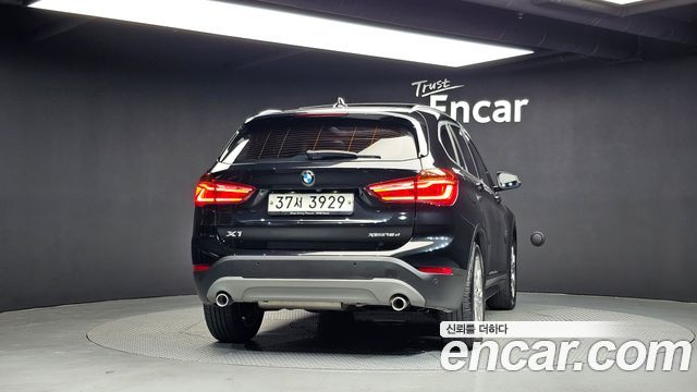 BMW X1 (F48) xDrive 18d Premium 2018 — фото 4