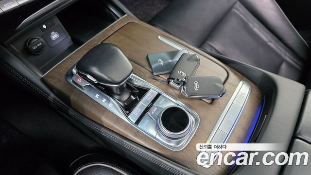 Kia K9 3.8 GDI AWD Grand Platinum 2020 — фото 9