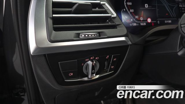 BMW X4 (G02) xDrive20i M Sports Pro 2022 — фото 27