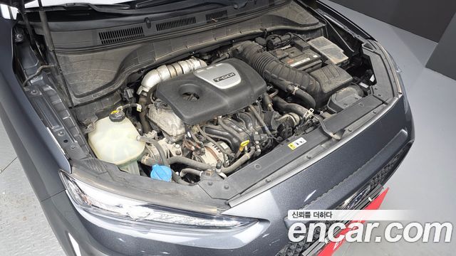 Hyundai Kona 1.6 Turbo 2WD Modern pop 2018 — фото 6