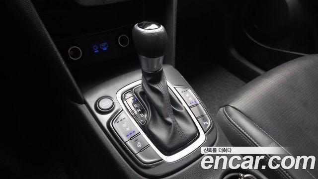 Hyundai Kona 1.6 Turbo 2WD Modern pop 2018 — фото 9