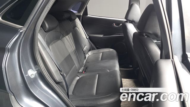 Hyundai Kona 1.6 Turbo 2WD Modern pop 2018 — фото 11
