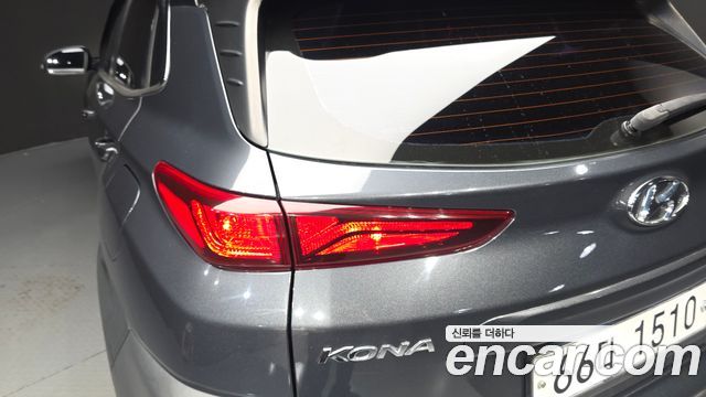 Hyundai Kona 1.6 Turbo 2WD Modern pop 2018 — фото 23