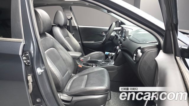 Hyundai Kona 1.6 Turbo 2WD Modern pop 2018 — фото 26