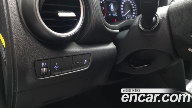 Hyundai Kona 1.6 Turbo 2WD Modern pop 2018 — фото 27