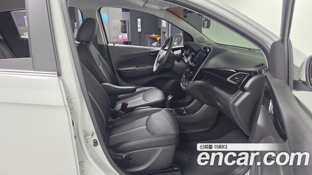 Chevrolet Spark Premier 2019 — фото 15