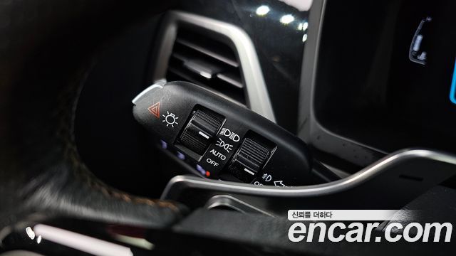 KG Mobility (SsangYong) Beautiful Korando Gasoline 1.5 2WD C5 Plus 2020 — фото 31