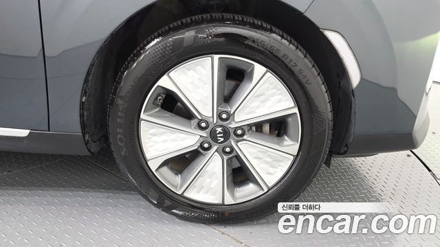 Kia Soul Booster EV Noblesse 2020 — фото 21