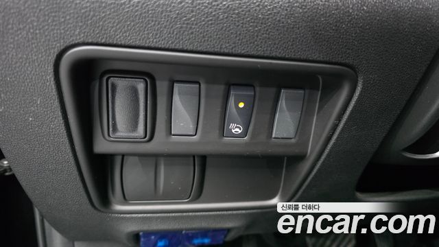 Renault Korea QM6 Gasoline 2WD LE 2019 — фото 20