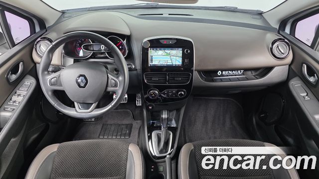 Renault Korea Clio Intens 2019 — фото 7