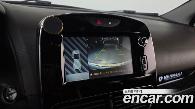 Renault Korea Clio Intens 2019 — фото 19