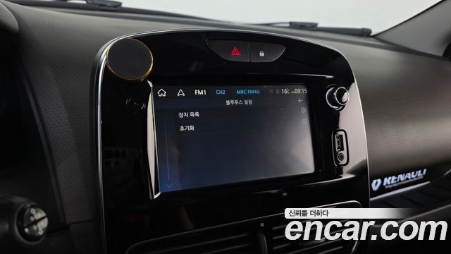 Renault Korea Clio Intens 2019 — фото 20