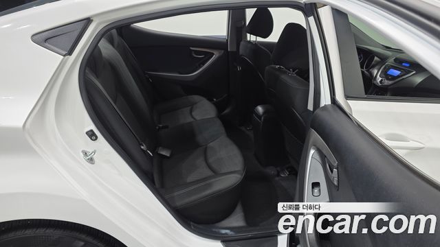 Hyundai Avante (MD) M16 GDI Deluxe 2012 — фото 12