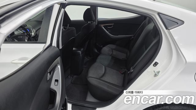 Hyundai Avante (MD) M16 GDI Deluxe 2012 — фото 26